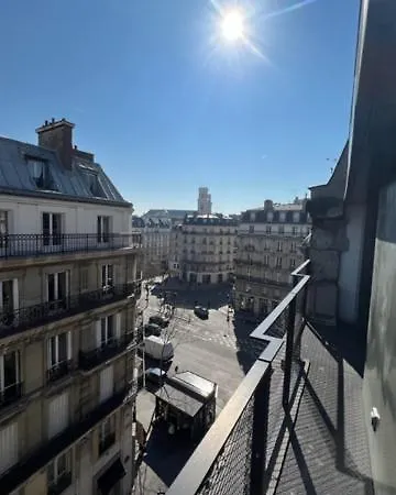 Place In Saint Germain Des Pres *