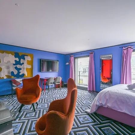 Place In Saint Germain Des Pres Paris