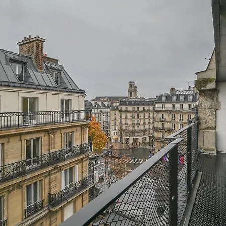 Place In Saint Germain Des Pres Paris