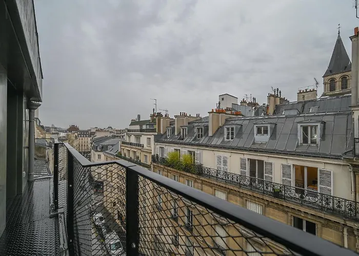 Place In Saint Germain Des Près * Paris